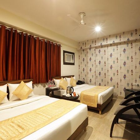 Hotel Classic Plaza At Delhi Airport Nova Deli Exterior foto