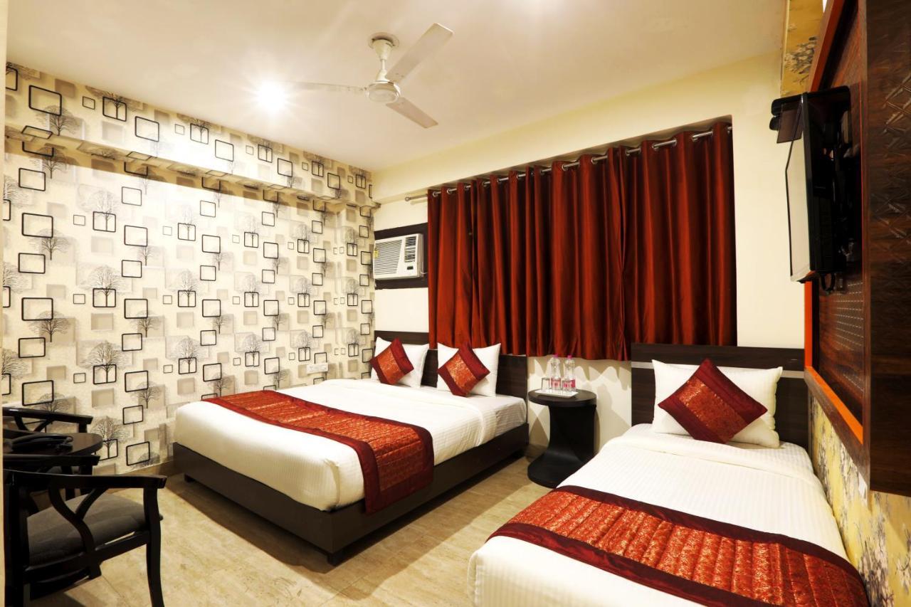 Hotel Classic Plaza At Delhi Airport Nova Deli Exterior foto